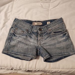 BKE Sabrina Shorts 26